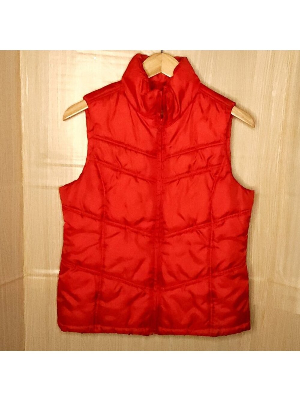 Merona Womens Red Puffer Vest Small